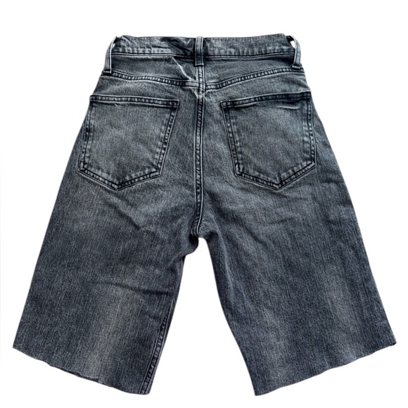 High Waisted Bermuda Shorts - Picture 2 of 8